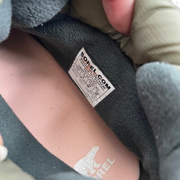 Sorel Out N About III Puffy Zip Boots Waterproof Sage Green Size 11 - Picture 9 of 9